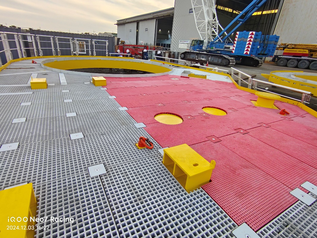 Fiberglass grating system
